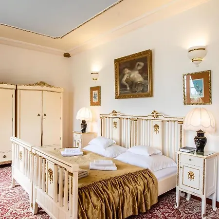 Princess Palace & Golf Guest house *