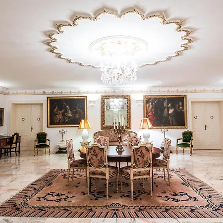 Princess Palace & Golf Guest house Dunakiliti