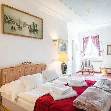 Princess Palace & Golf Guest house
